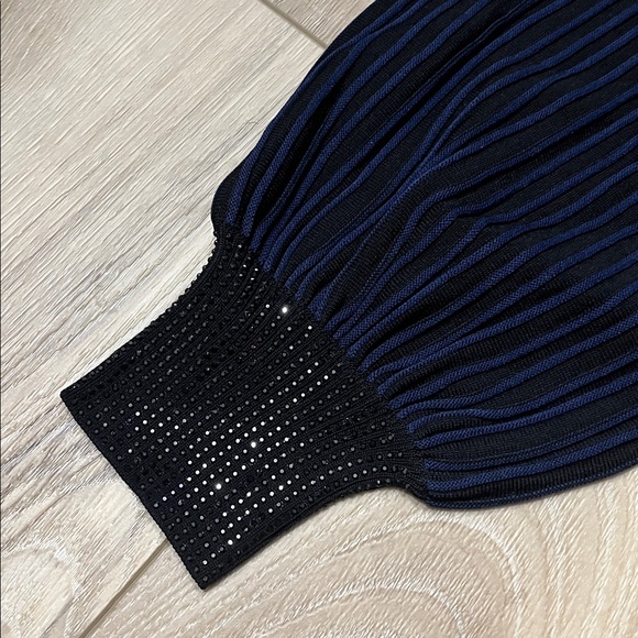 Emporio Armani Ombre Abstract Turtleneck Sweater Beading Neck Cuff Size 42 USA 6 - Picture 3 of 8